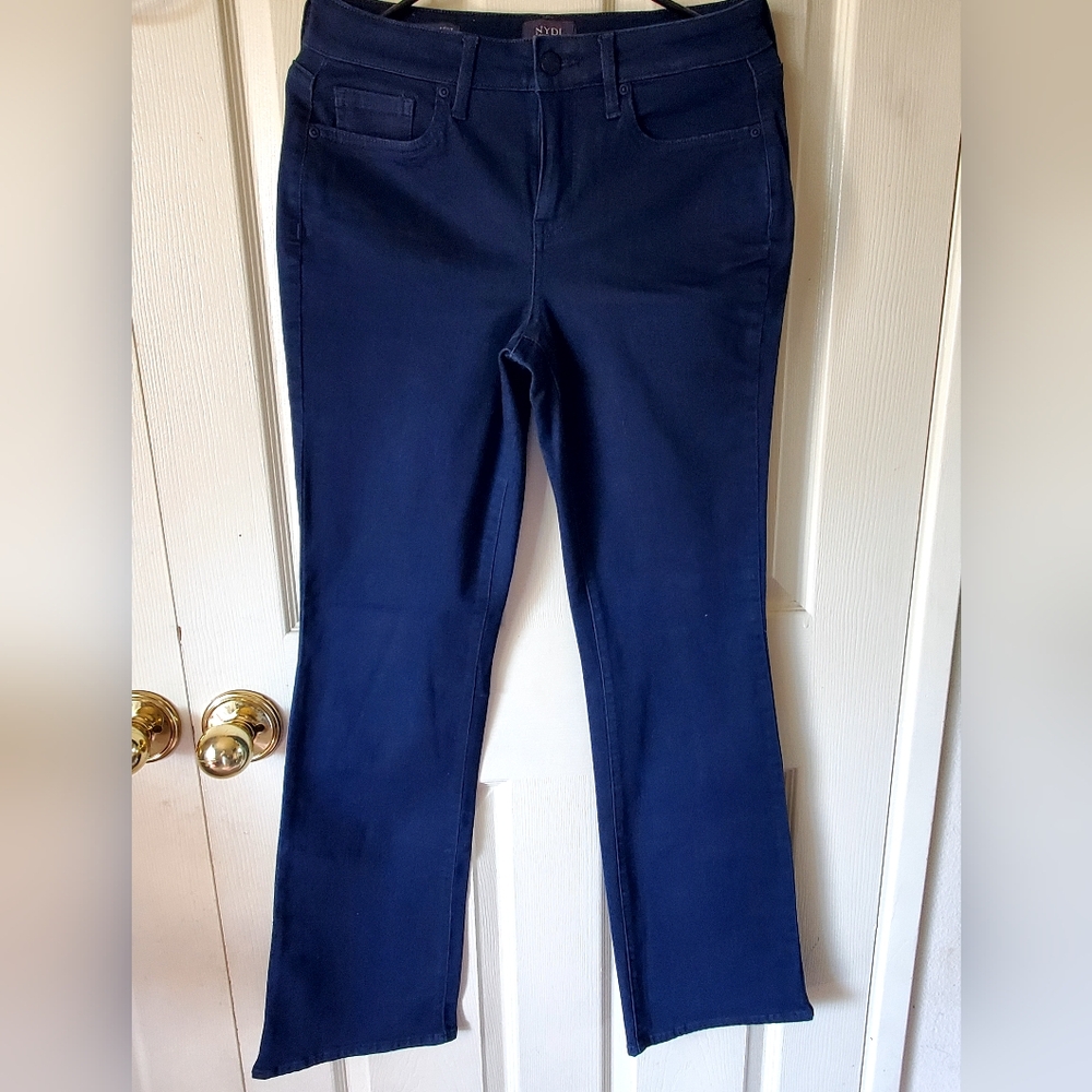 NYDJ Lift x tuck technology